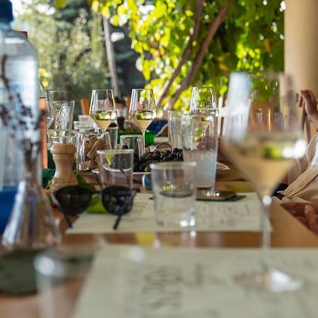 Sipos Borhaz Es Vendeghaz Hotel Badacsonyors Bagian luar foto