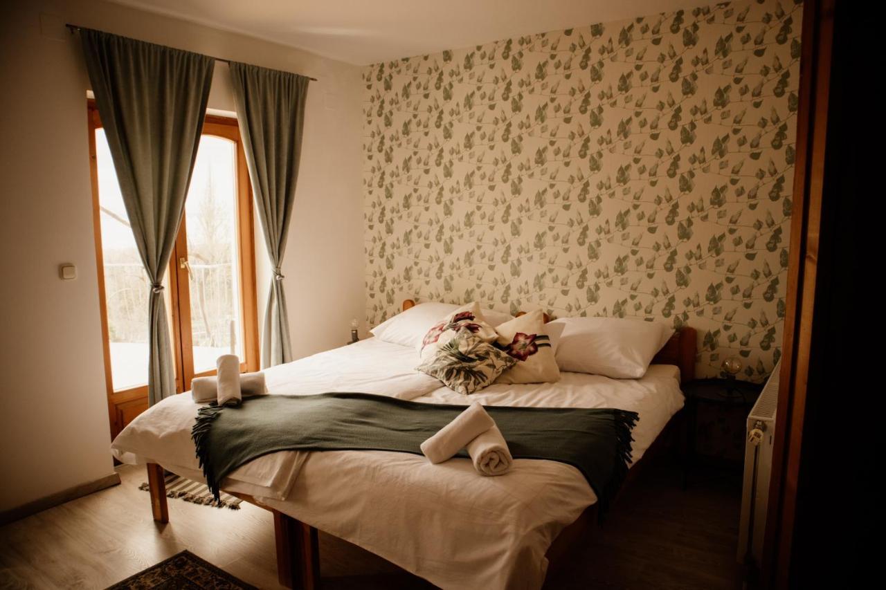 Sipos Borhaz Es Vendeghaz Hotel Badacsonyors Bagian luar foto
