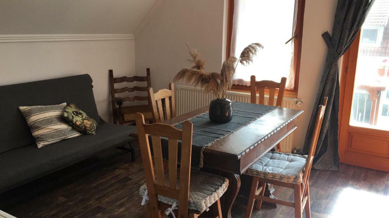 Sipos Borhaz Es Vendeghaz Hotel Badacsonyors Bagian luar foto
